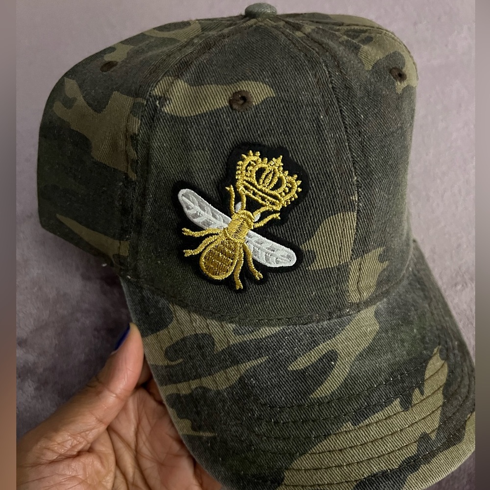 NEW never worn Camo Queen Bee hat